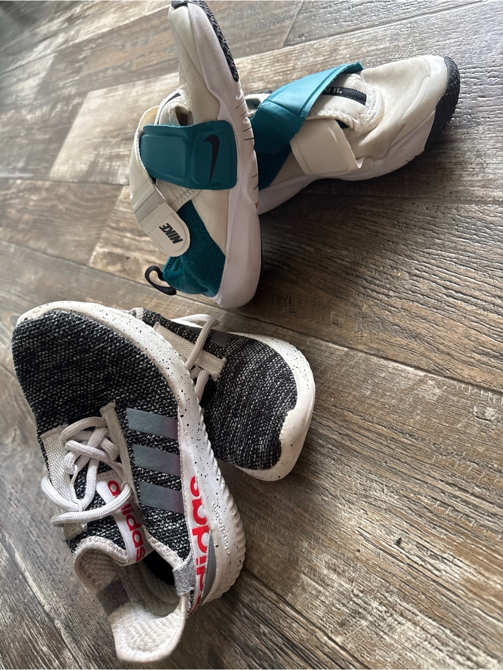 Bundle of 2 Nike Flex Advance & Adidas Cloudfoam Kids Sneakers Shoes Size 13.5